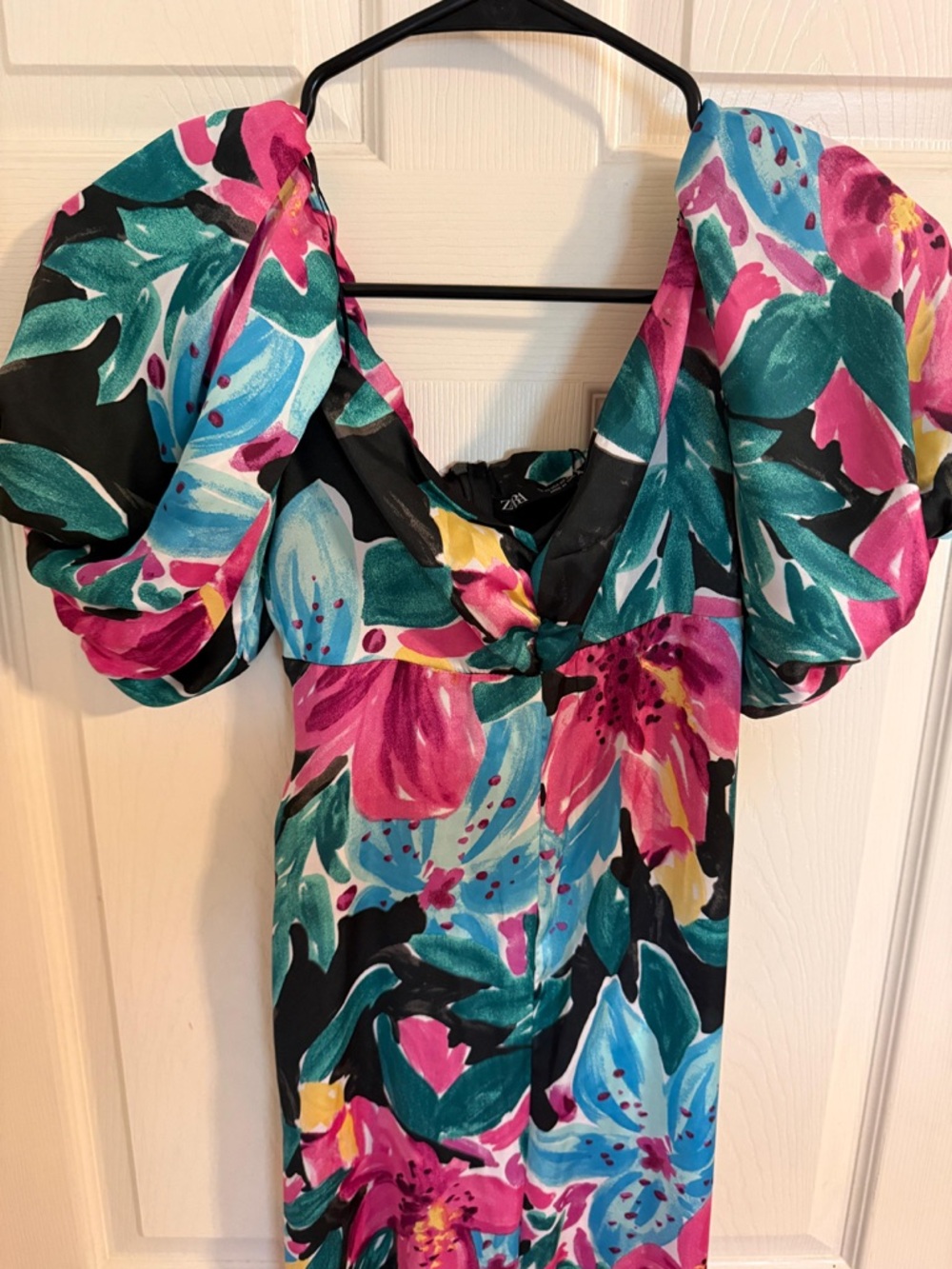Zara Floral Puff-Sleeve Wide-Leg Jumpsuit in Pink & Teal - Picture 2 of 7